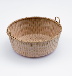 Shaker-1. #804 9”Quatrefoil tub basket with oak rims and handles